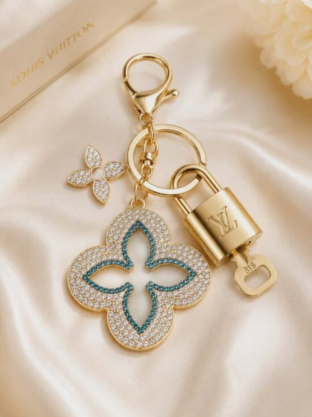 Authentic Louis Vuitton Gold Padlock 🔒 Key Set w/ Unbranded Clover Bag Charm